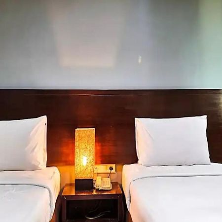 N1 Hotel Tanah Abang ジャカルタ エクステリア 写真